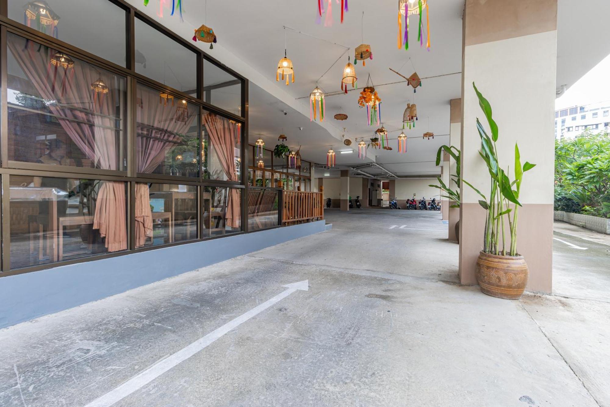 Budget Stars Hotel Τσιάνγκ Μάι Εξωτερικό φωτογραφία